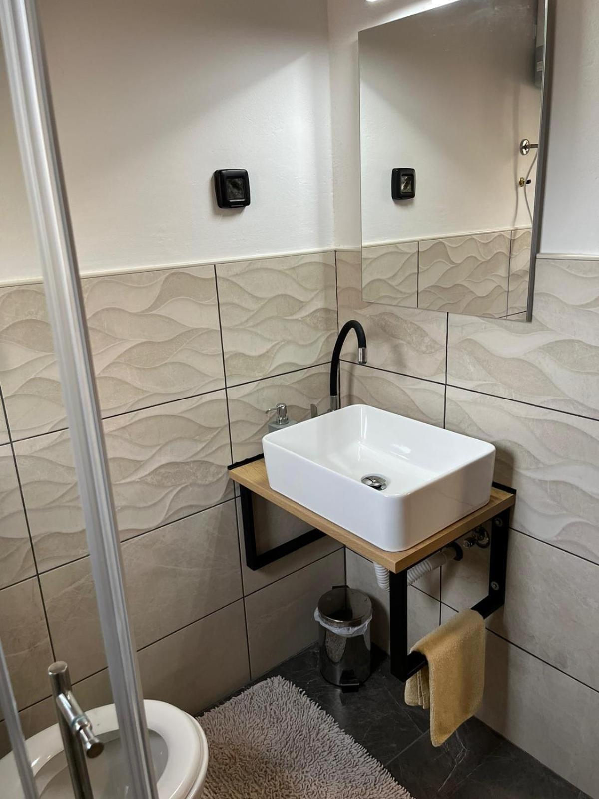 Studio Apartman San 3 Ližnjan Rum bild